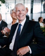 September 2018 Presentation: Sit to stand desks..